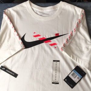 Whit and orange Nike shirt